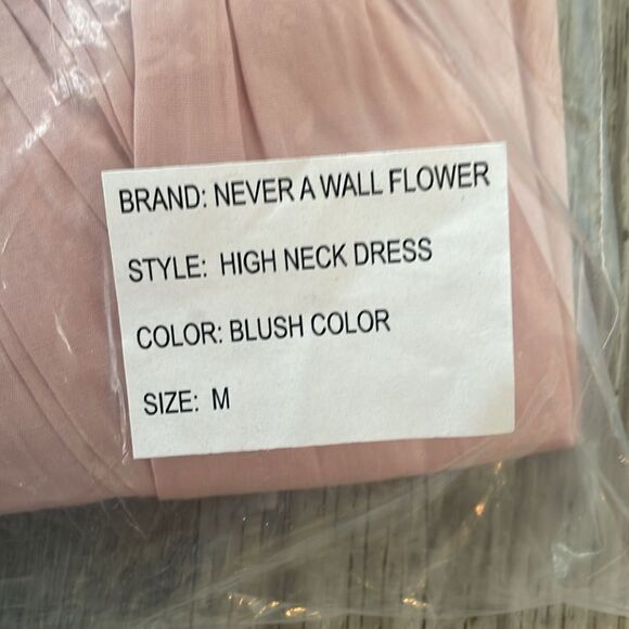 Never a Wallflower Women's Poplin High Neck Dress Blush Pink NWT - Picture 5 of 5